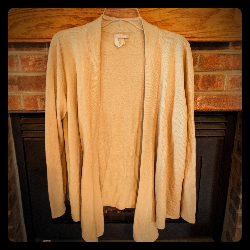 White stag brand tan 3/4 sleeve cardigan size 20